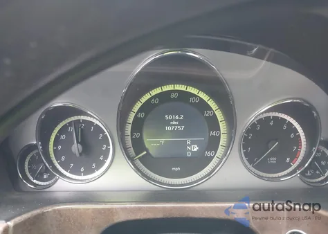 2011 Mercedes-Benz E 550 from USA, damaged, VIN WDDHF7CBXBA286238